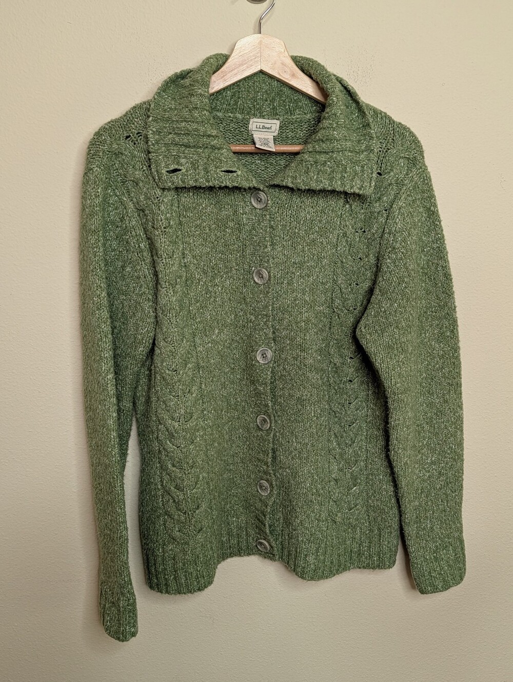 L.L. Bean Cable Knit Cardigan Women's Large Sage Green Wool Blend Pointelle